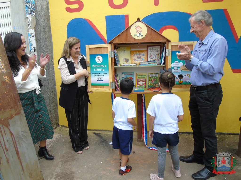Ubá lança projeto de incentivo à leitura “Lar para Ler”