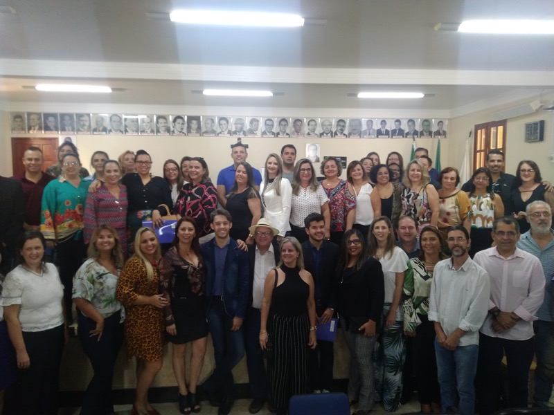 Deputado Estadual Fernando Pacheco defende união de forças pela educação