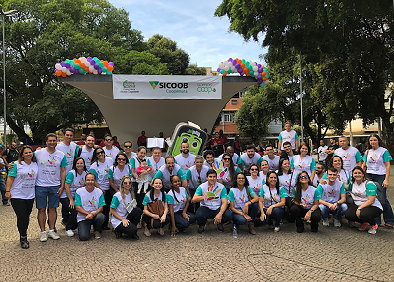 Dia de Cooperar leva grande público à Praça Rui Barbosa