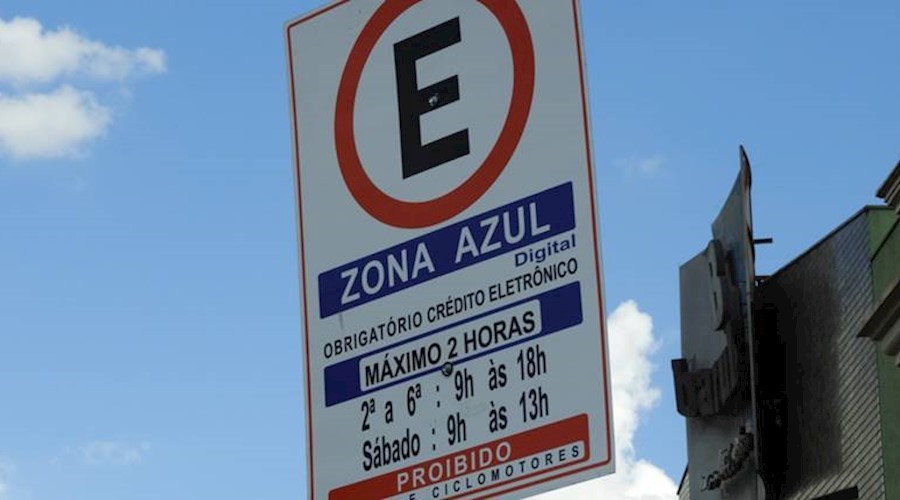 Estacionamento “Zona Azul” é aprovado em Leopoldina por 10 anos