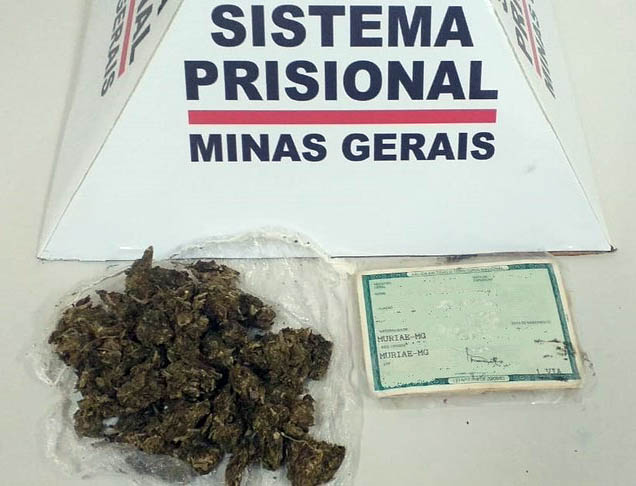 Mulher é presa ao tentar entrar com maconha no ânus em Penitenciária de Muriaé