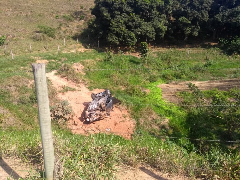 Dois acidentes com mortes são registrados em rodovias que cortam Além Paraíba e Muriaé