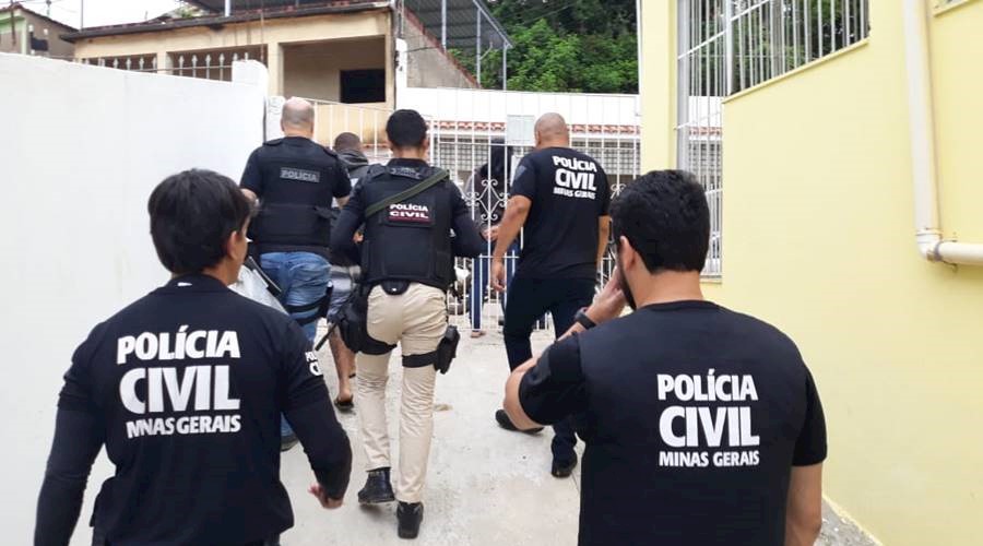 Polícia Civil desarticula grupo que aplicava golpes pela internet na região