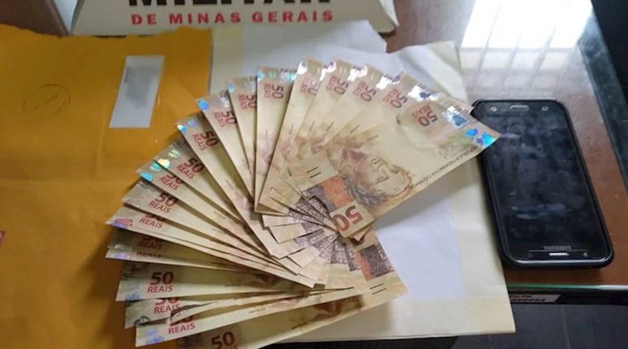 Polícia Militar de Leopoldina prende homem e apreende R$ 1 mil em notas falsas