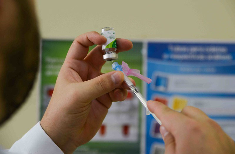 Vacinas contra gripe e febre amarela têm público prioritário ampliado