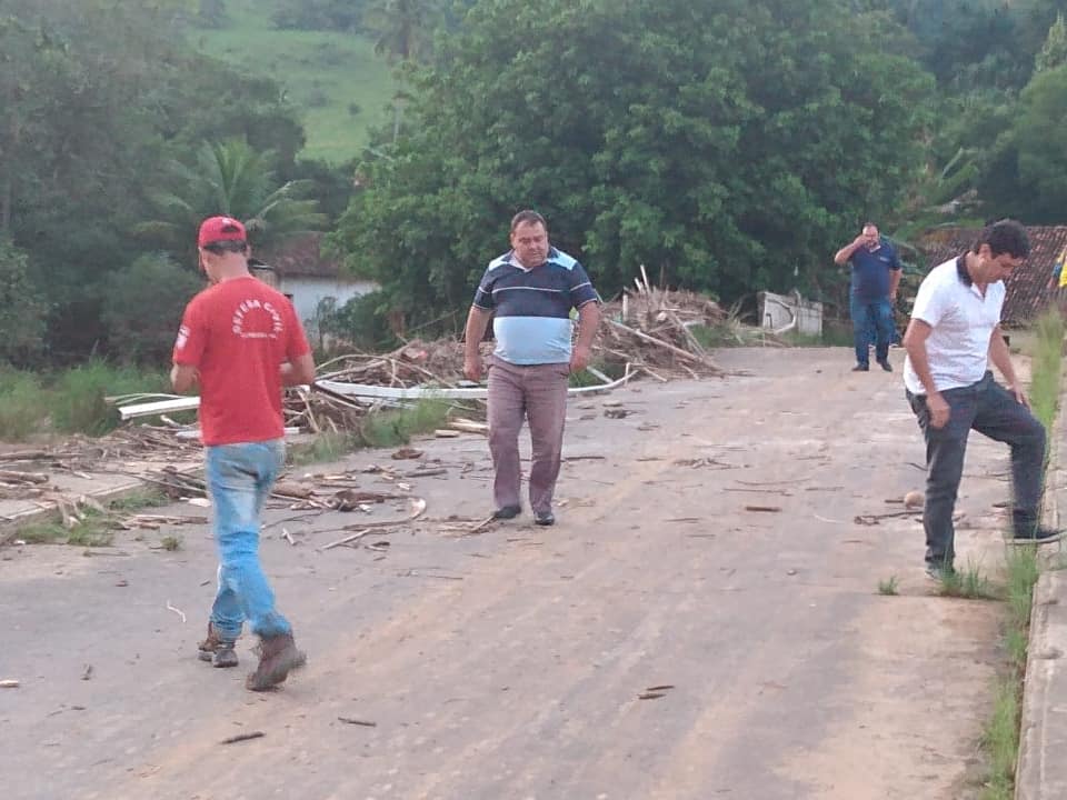 Prefeito recebe críticas após interditar a ponte de Sinimbu