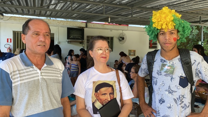 Grupo Acolher leva “Tarde de Beleza” ao Lar São Vicente