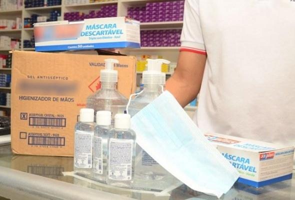 Procon-Cataguases fiscaliza venda de álcool em gel e de máscaras