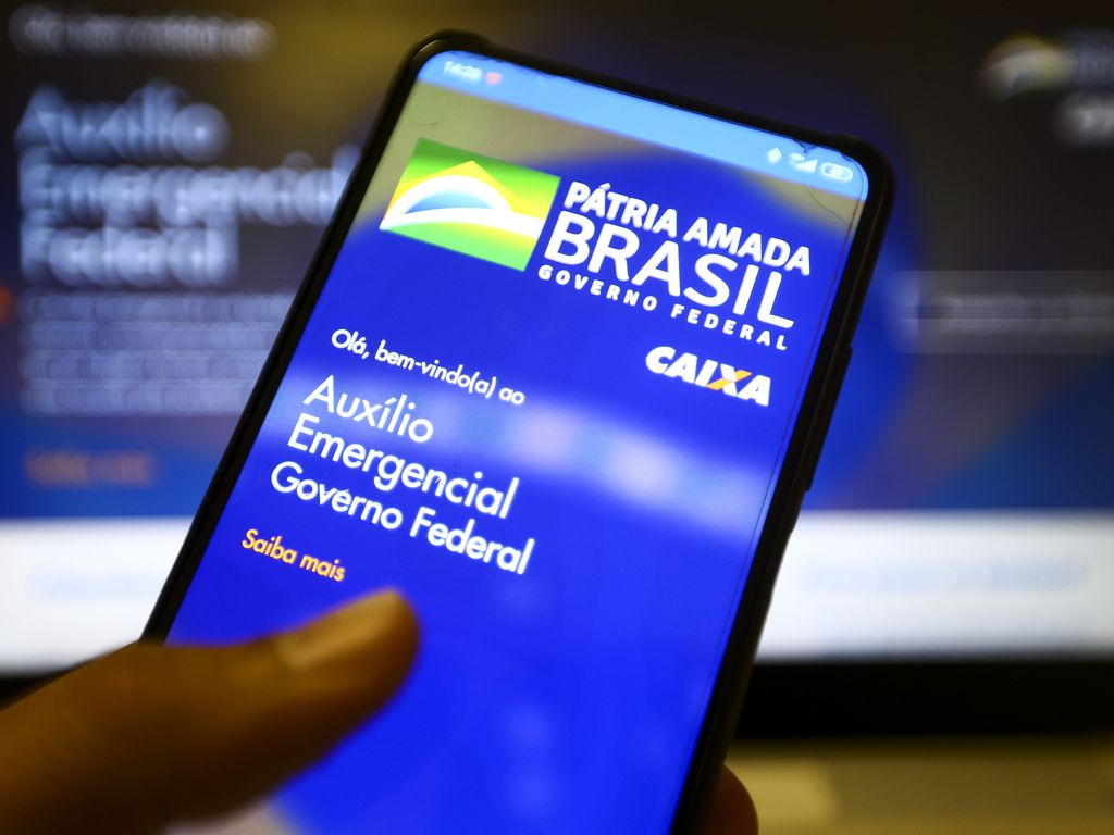 Auxílio Emergencial: começa o saque para quem recebe por meio de poupança digital