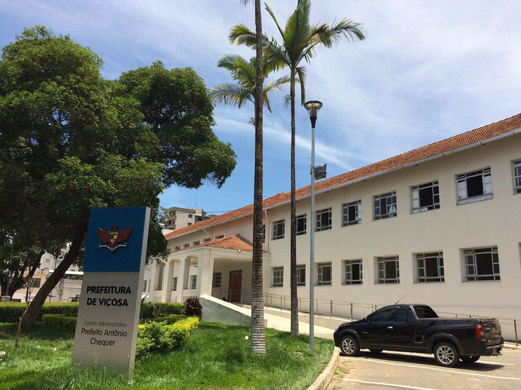 Prefeitura de Viçosa tem queda na receita e suspende serviços