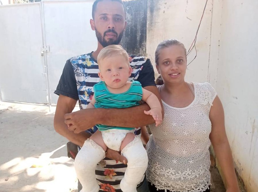 Família de Vista Alegre vende rifa para pagar cirurgia do filho