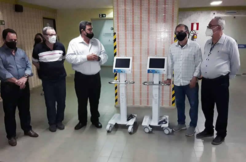 FIEMG entrega dois respiradores ao Hospital de Cataguases