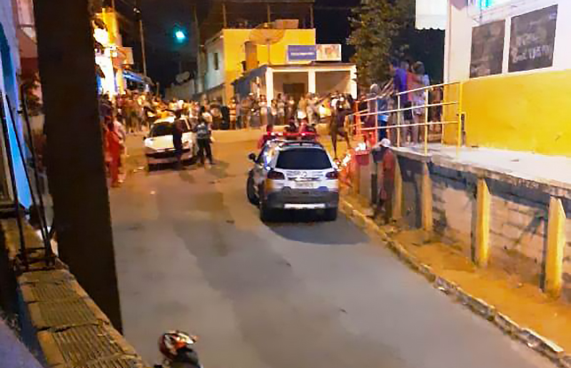 Pai e filho são mortos a tiros em Além Paraíba