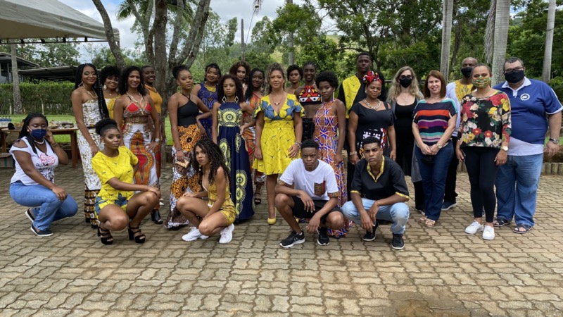 Grupos afroculturais de Cataguases lançam grife de roupa