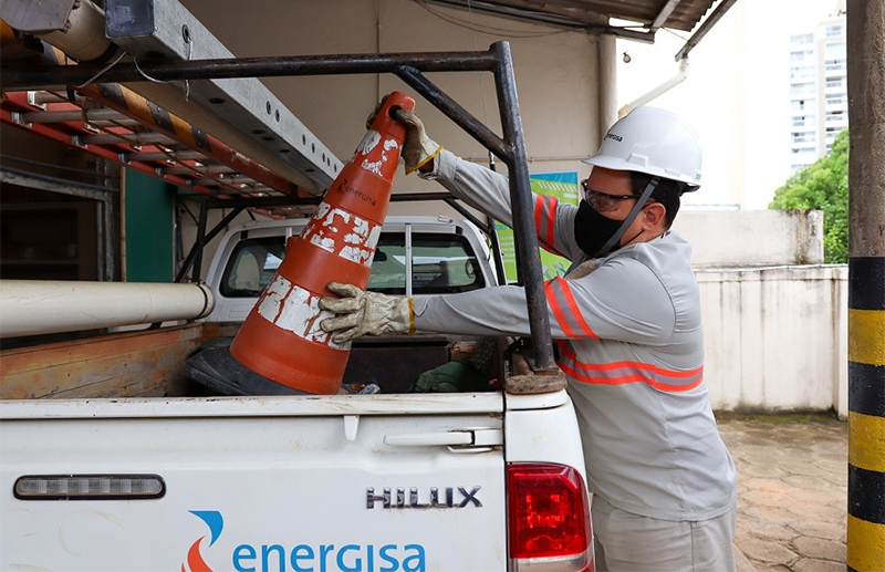 Energisa orienta como evitar acidentes com a rede elétrica durante temporais