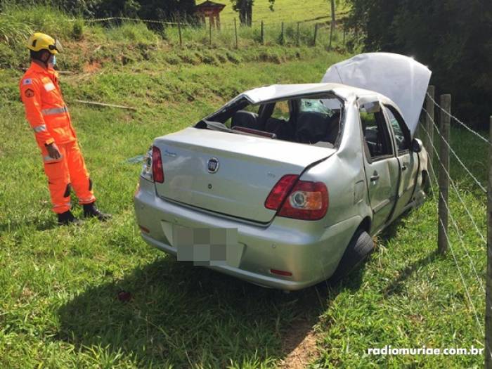 Criança morre e quatro pessoas ficam feridas em acidente próximo a Miraí