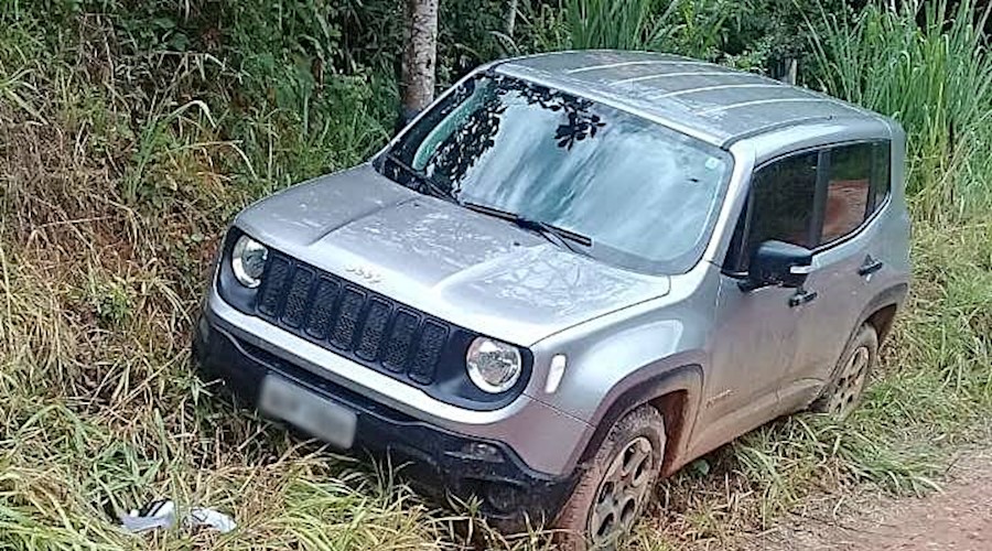 Veículo roubado em Dona Euzébia é encontrado abandonado próximo a Piacatuba