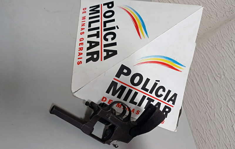 Adolescente é apreendido com arma de fogo pela Polícia Militar