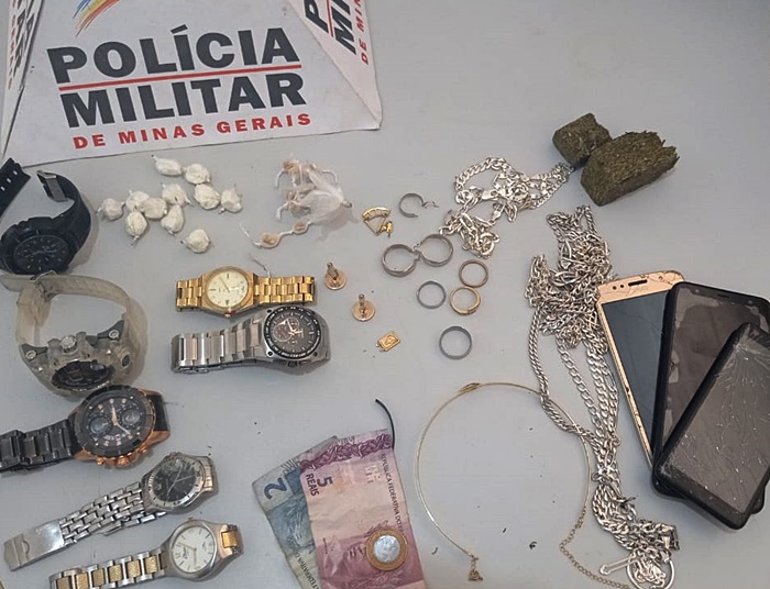 Polícia Militar prende três suspeitos de roubar joalheria em Rio Pomba