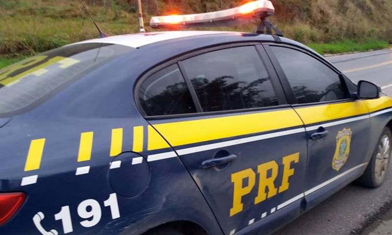 Motorista é preso pela PRF após provocar acidente com morte em Orizânia