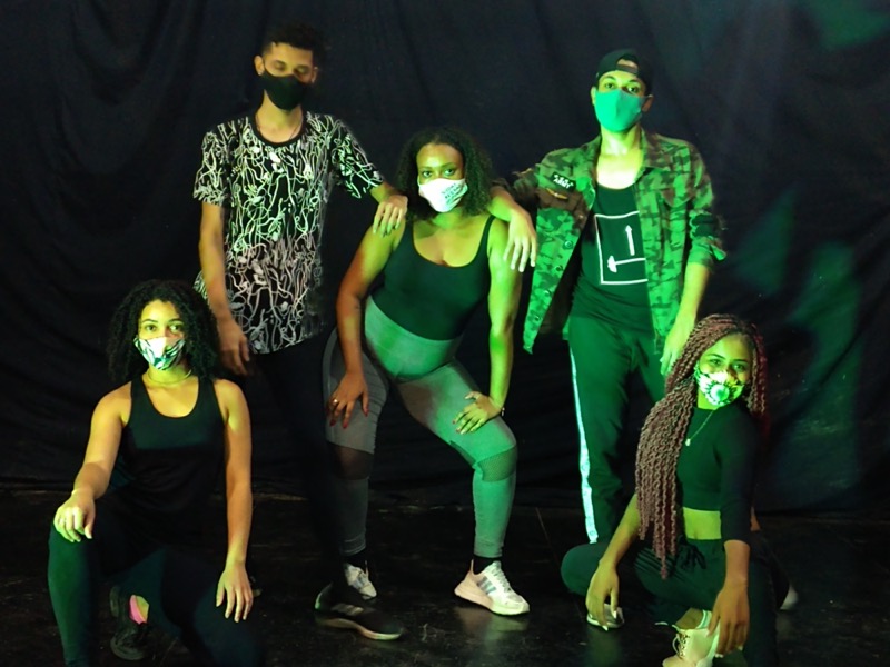 Grupo Toca Teatro apresenta a peça “O Chá das Maravilhas”, no YouTube