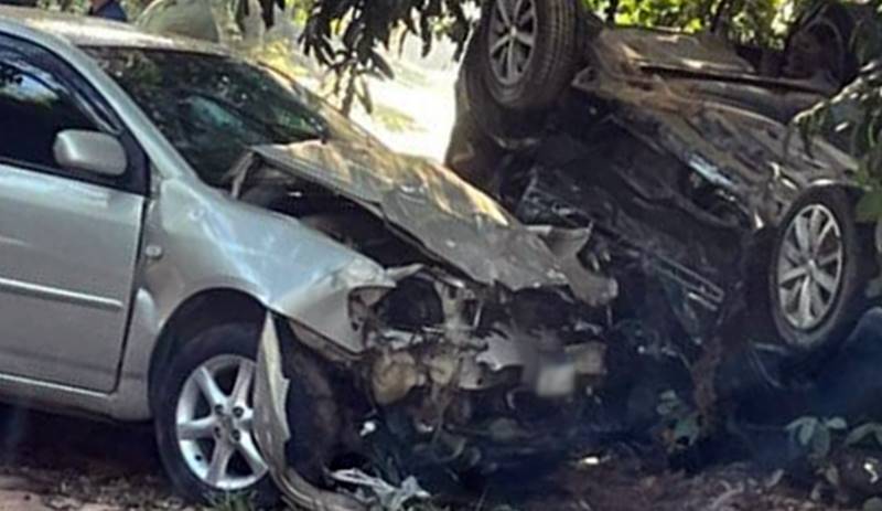 Batida entre dois carros deixa feridos na MG-454 em Recreio