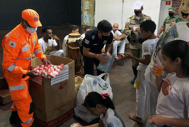 Órgãos de Segurança fazem festa para as crianças em Astolfo Dutra