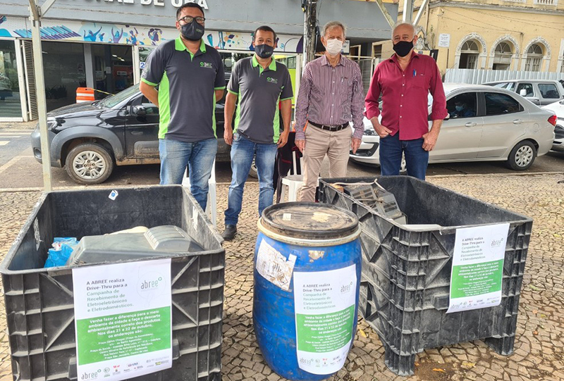 Campanha coleta resíduos de eletroeletrônicos e eletrodomésticos em Ubá