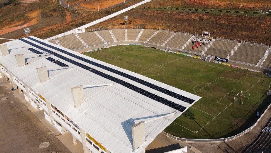 Estádio Soares de Azevedo, em Muriaé, vai operar através de energia solar