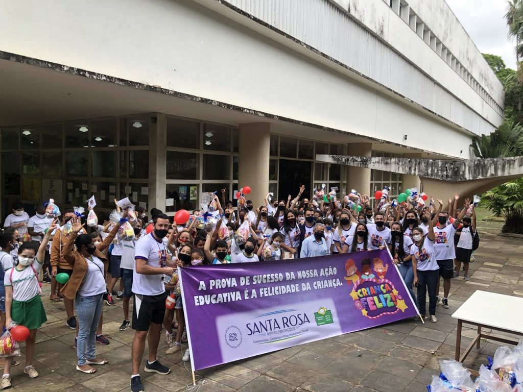 Santa Rosa Representações realiza projeto Criança Feliz para alunos da Escola Guido Marlière