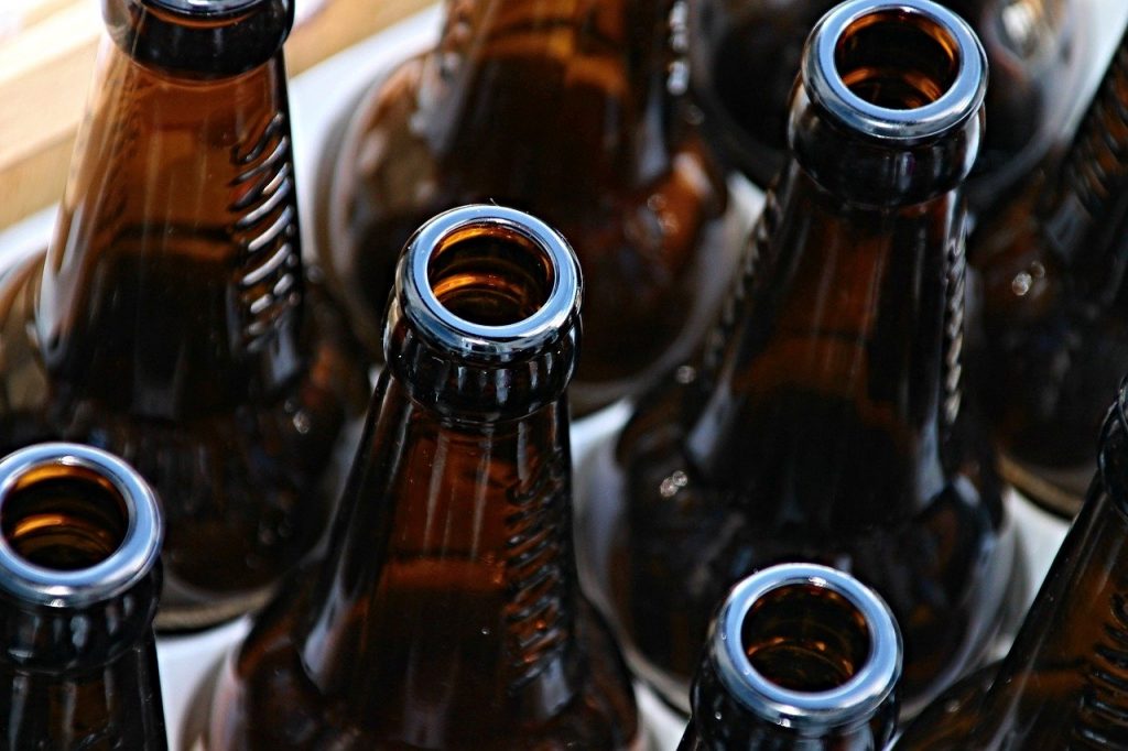 Indústria enfrenta falta de matéria-prima para garrafas de cerveja