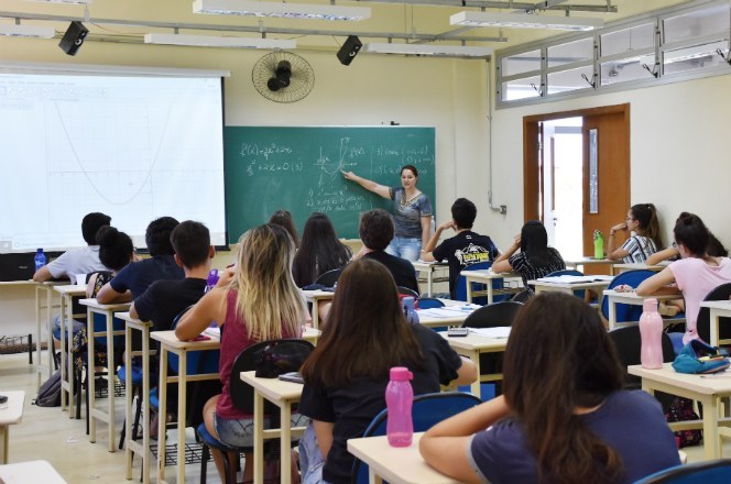 Leopoldina pode ter curso pré-vestibular gratuito