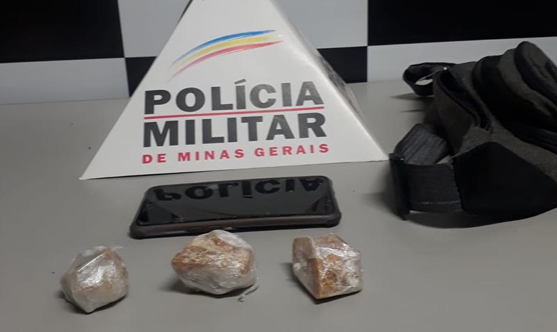 Jovem é preso no Pouso Alegre com três pedras brutas de crack na cueca