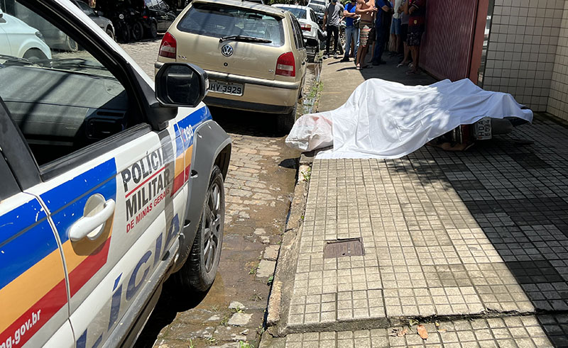 Homem morre após ser alvejado por disparos de arma de fogo