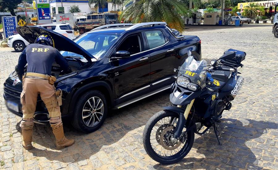 Grupo Tático de PRF de Leopoldina recupera dois veículos roubados