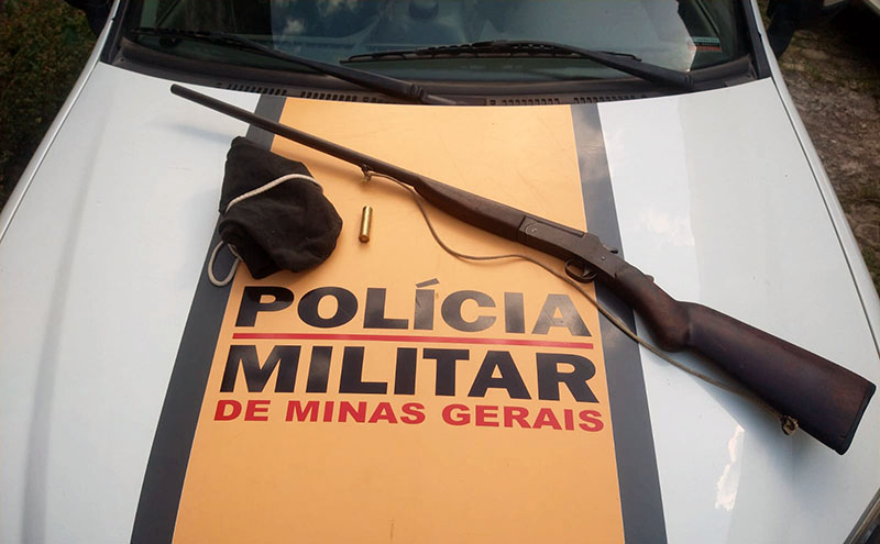 PMR-Dona Euzébia prende homem com bala de carabina no bolso