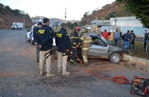 Motorista morre após colidir