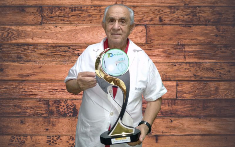 Médico Edison de Abreu Lopes completa 60 anos em atividade