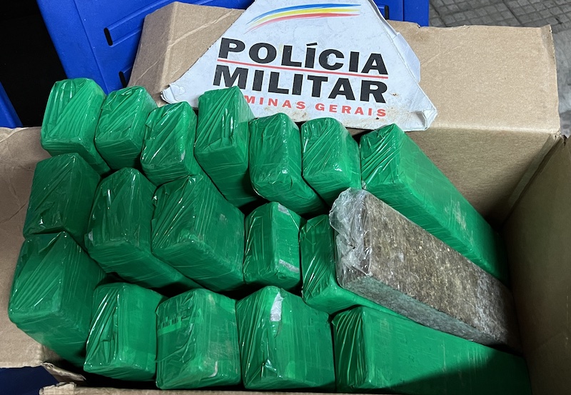 PMRv de Dona Euzébia apreende 18 barras de maconha e veículo roubado