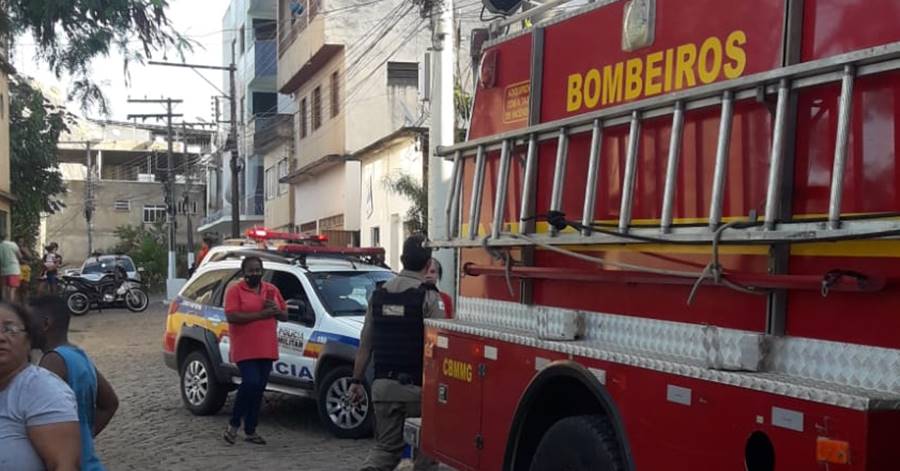 Homem de 59 anos morre em incêndio dentro de casa em Leopoldina