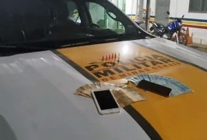PMRv apreende veículo clonado
