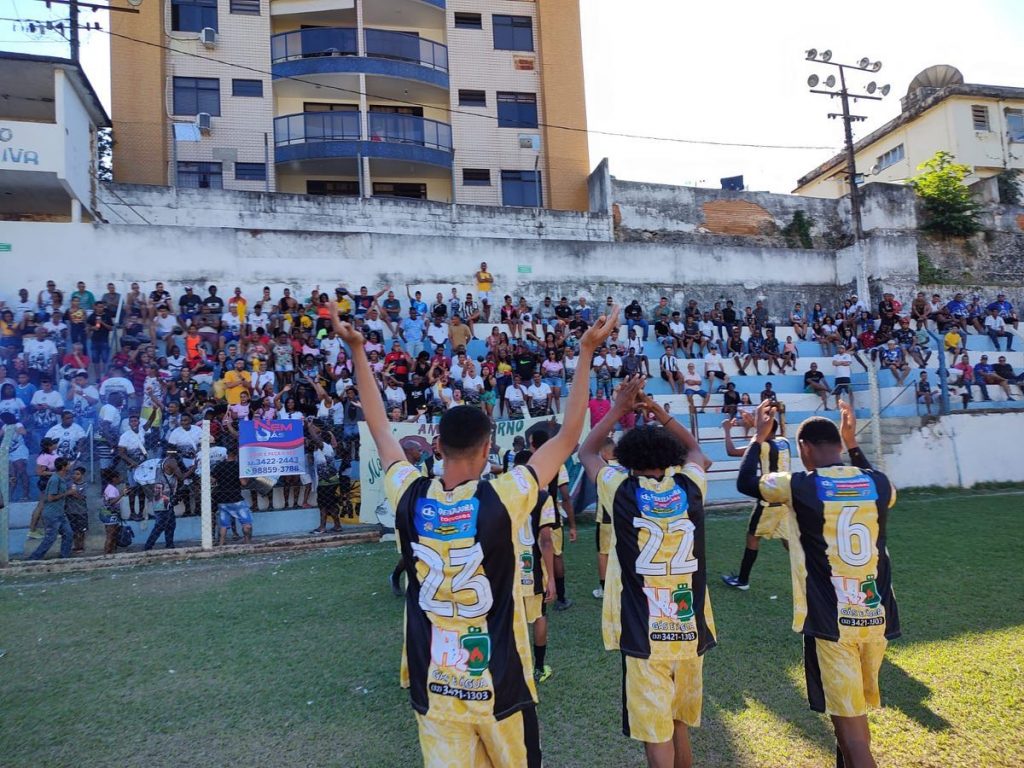 São Vicente vence a primeira partida final do Suburbano