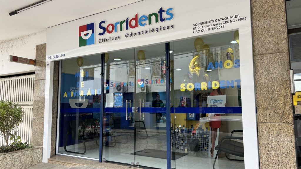 Sorridents Cataguases completa 4 anos e faz campanha especial