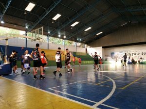 Atletas do basquete de