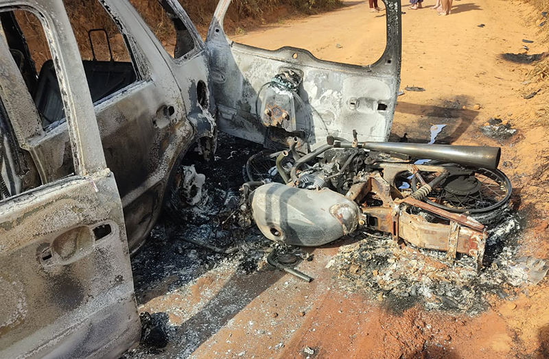 Carro e moto batem de frente e pegam fogo próximo a Aracati