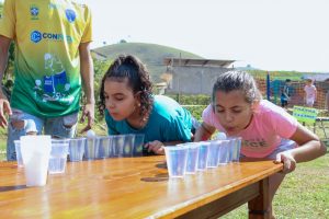 Instituto Reviver faz festa