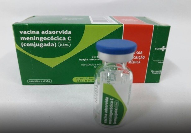 Itamarati de Minas vacina população contra a meningite