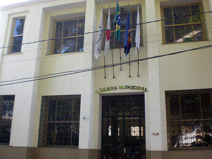 Dois grupos disputam a eleição na Câmara Municipal de Cataguases