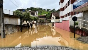 828 pessoas estão desalojada