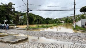 828 pessoas estão desalojada